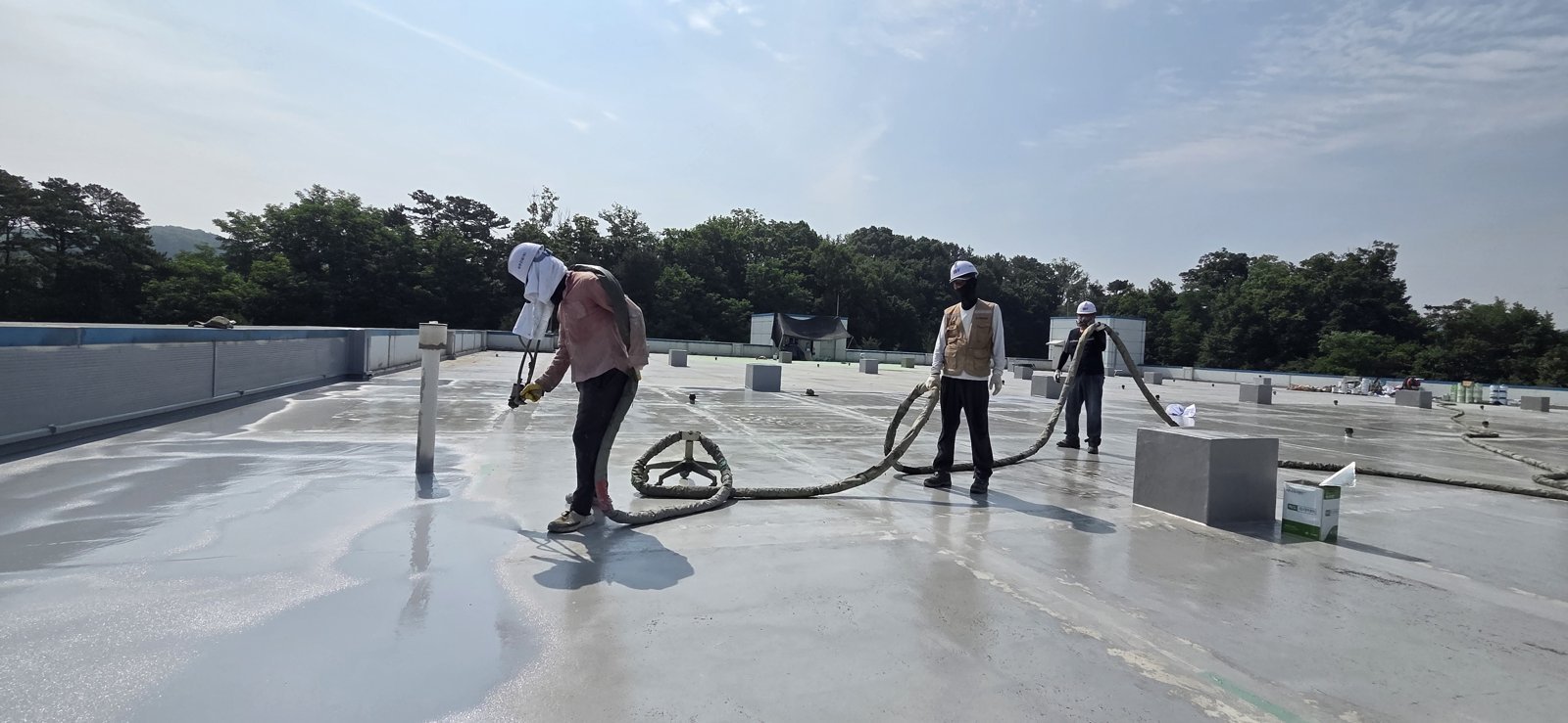 옥상 도막 방수재 뿜칠 시공